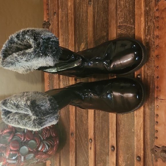 Black Patent Leather Fur Lined Boots - Picture 2 of 7